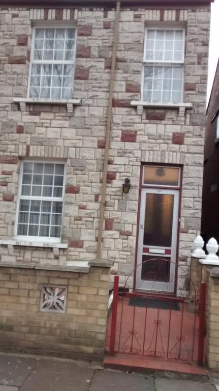 Acton Lodge Guest House Лондон Екстериор снимка